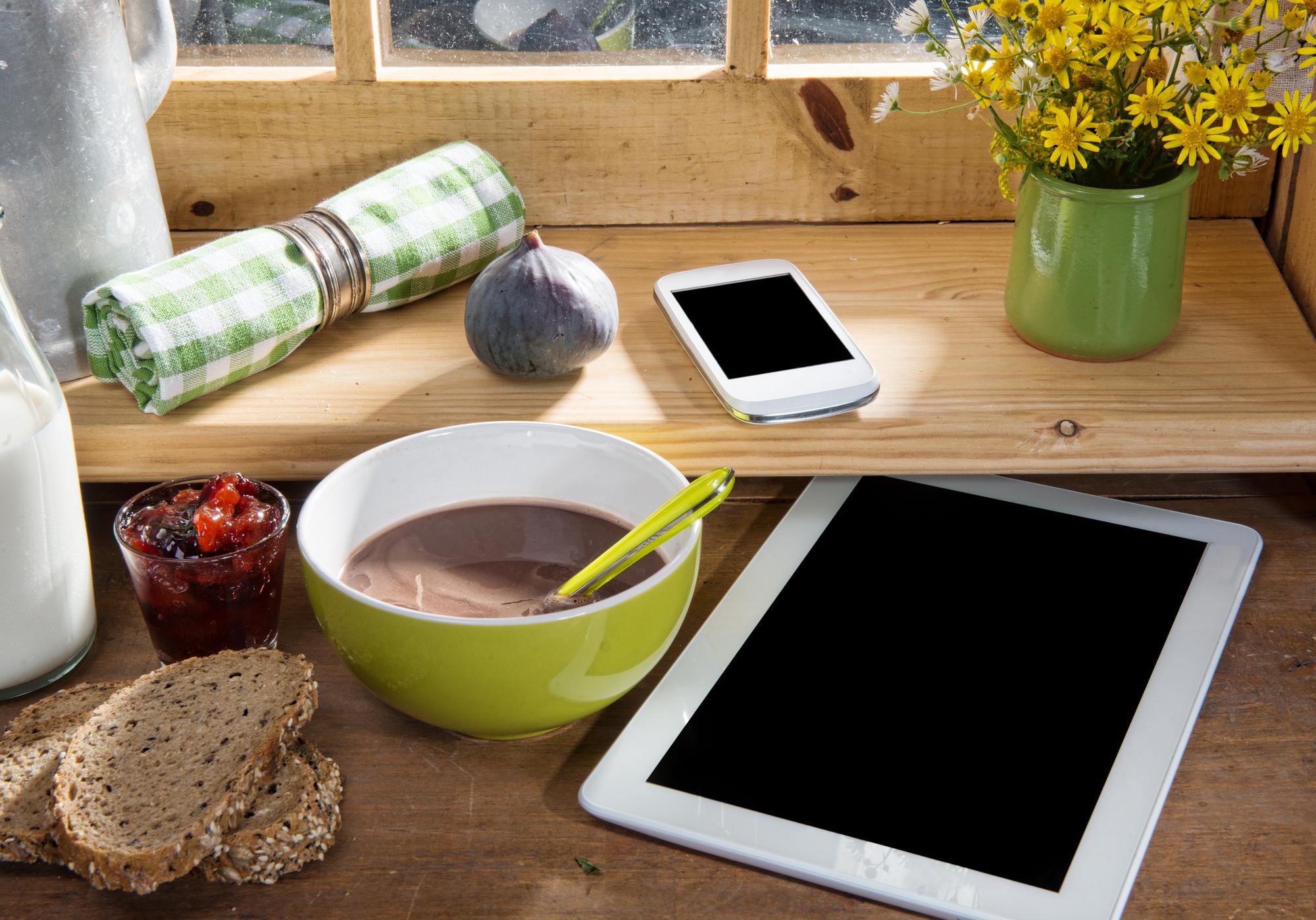 Notebook with recipe and tablet